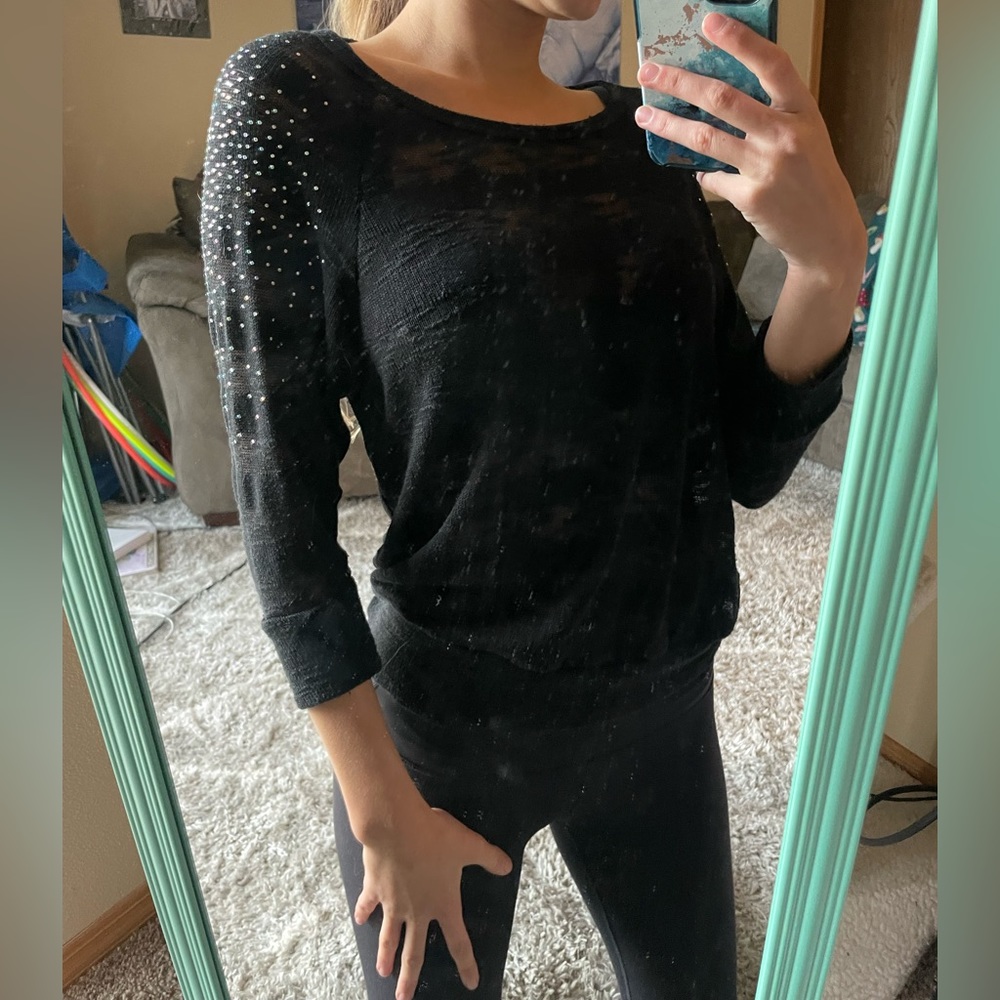 Fang rhinestone detailed top